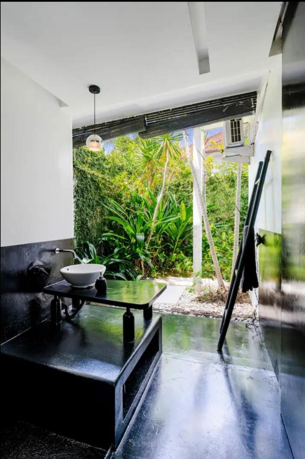 Bella Lovelli Villa Seminyak (Bali)